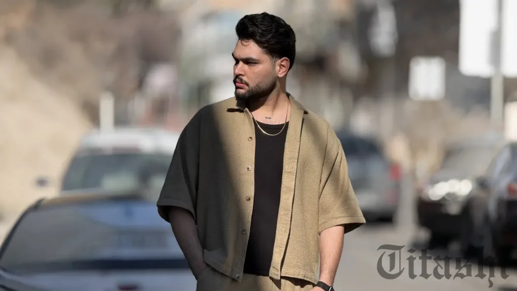 ست پیراهن و شلوار کنفی مردانه؛ انتخابی شیک و راحت برای روزهای گرم