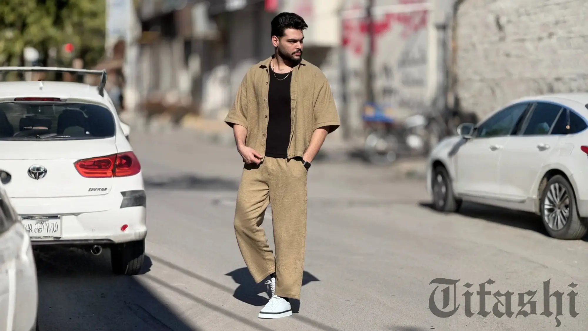 ست پیراهن و شلوار کنفی مردانه؛ انتخابی شیک و راحت برای روزهای گرم