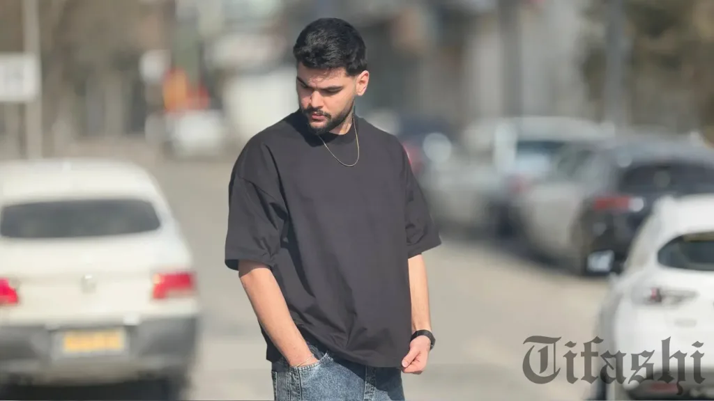 آشنایی با تیشرت بیسیک | انتخابی ساده و شیک