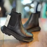 بوت مردانه مشکی بغل کش مک کویین - Image 2